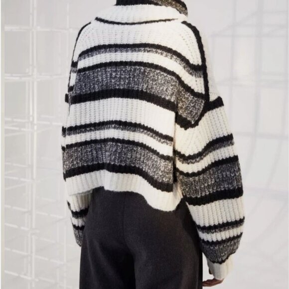 Aritzia Babaton 1-01 Guell Sweater: Oversized Turtleneck Crop. Save $136!! - Picture 2 of 7